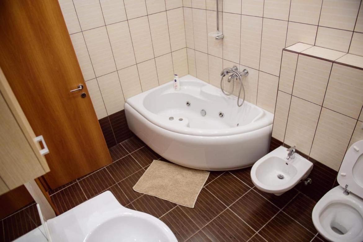 Sadara Sea Breeze Appartement Năvodari Buitenkant foto